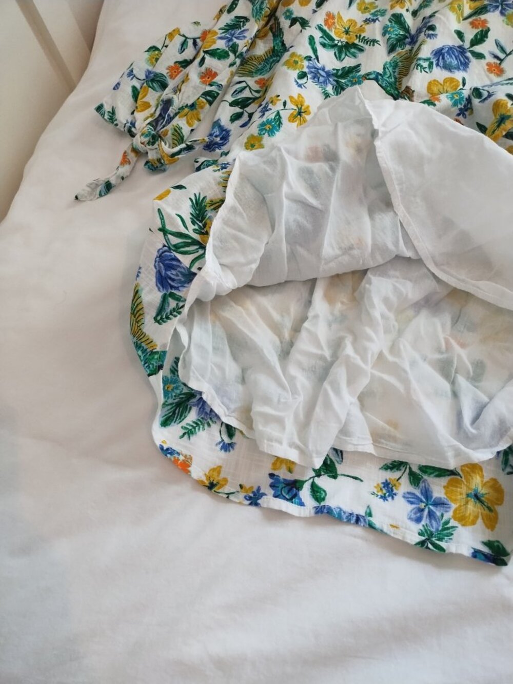 Old Navy Off-shoulder Floral Top - Picture 4 of 9